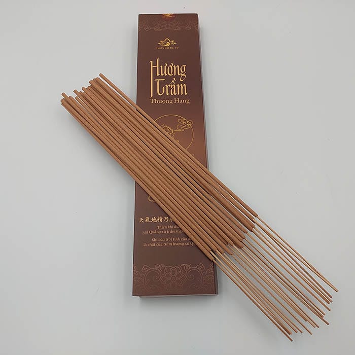 Hương trầm thượng hạng dài 29cm hộp 50 nén (1)